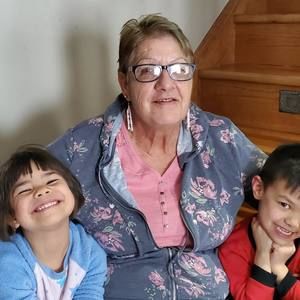 Meet your Posher, Deb